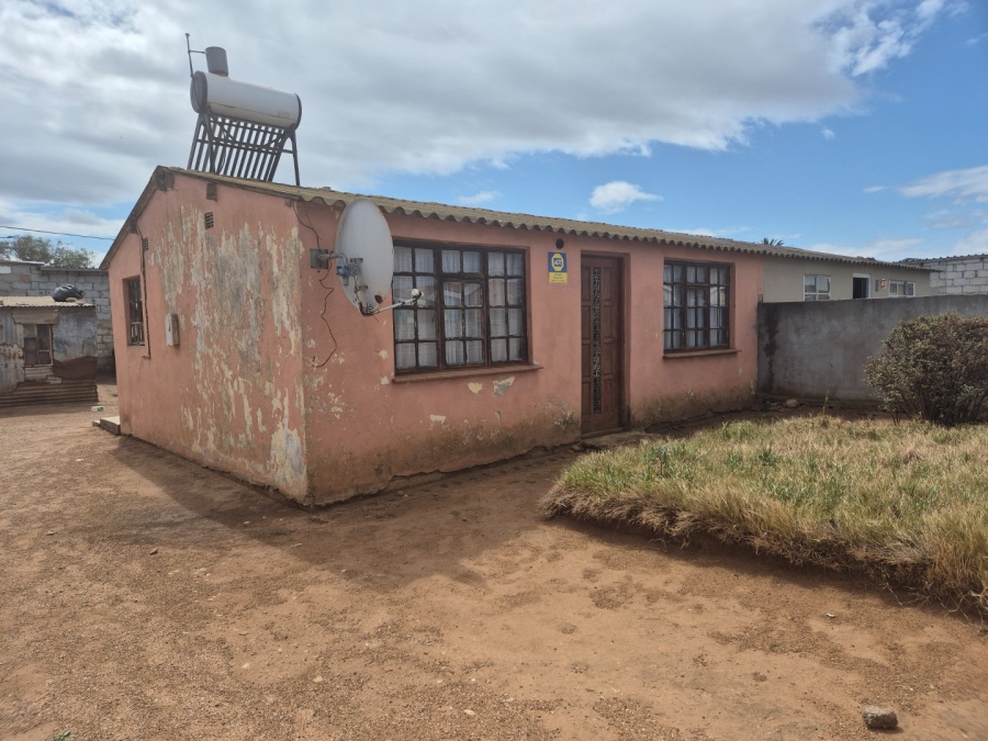 2 Bedroom Property for Sale in Zwide Eastern Cape